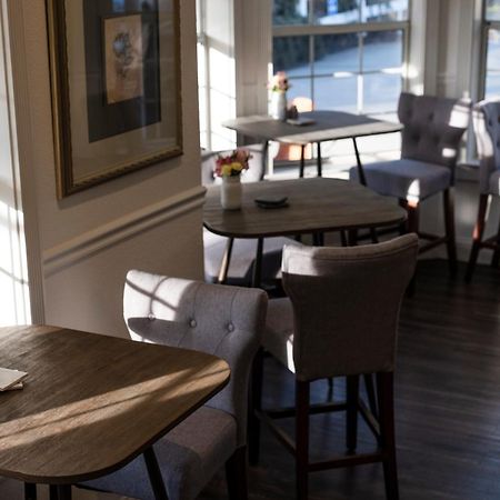 Hounds Tooth Inn Oakhurst Εξωτερικό φωτογραφία