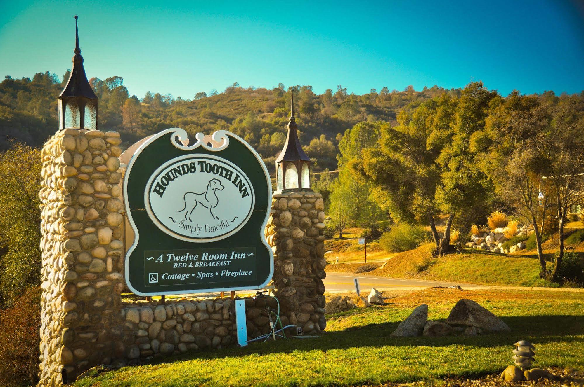 Hounds Tooth Inn Oakhurst Εξωτερικό φωτογραφία