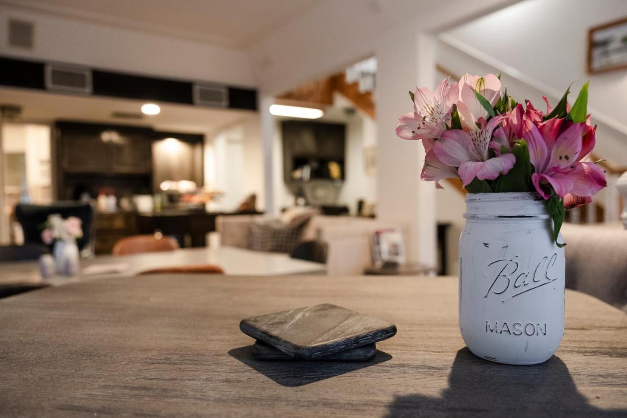 Hounds Tooth Inn Oakhurst Εξωτερικό φωτογραφία