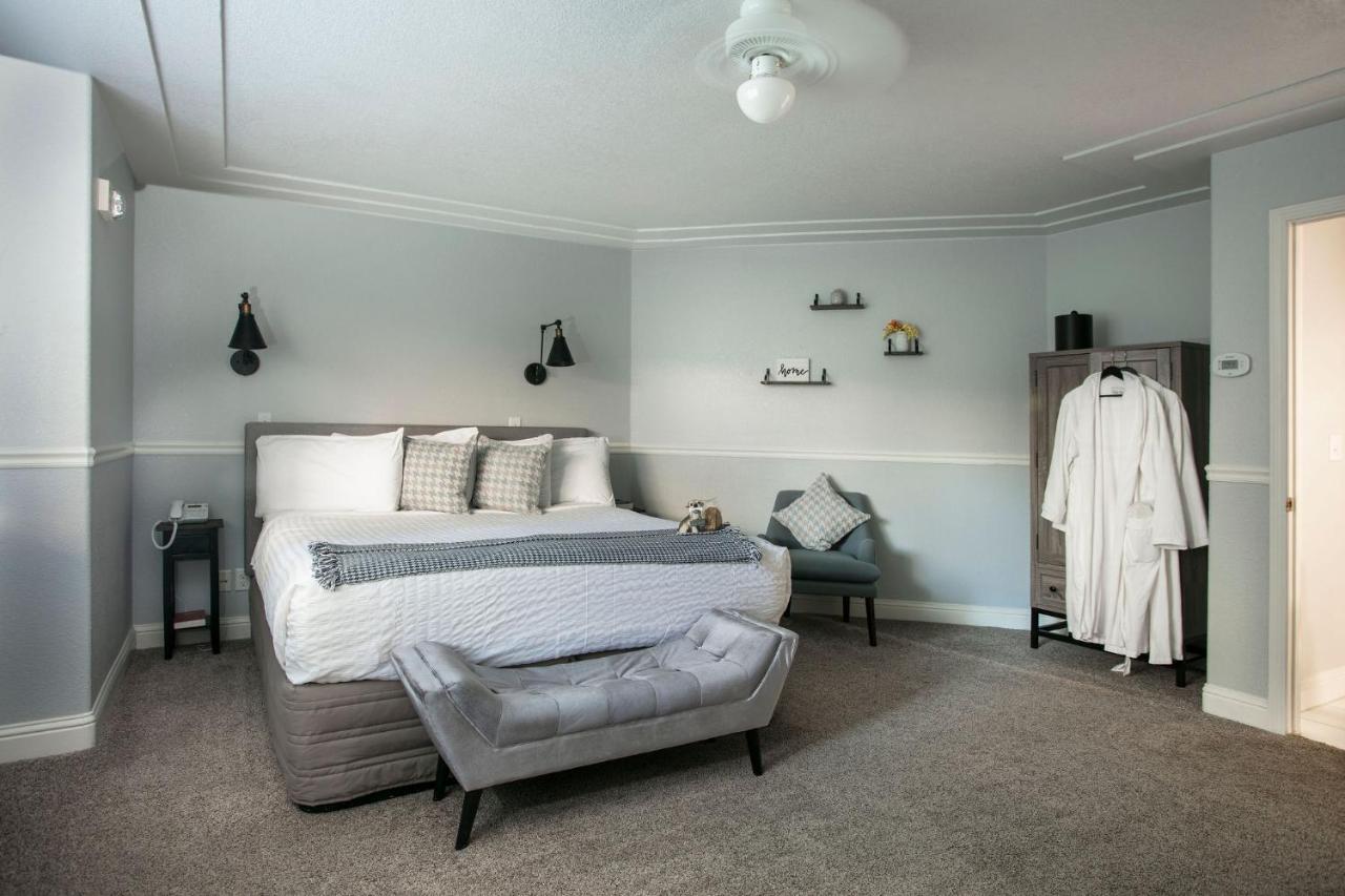 Hounds Tooth Inn Oakhurst Εξωτερικό φωτογραφία