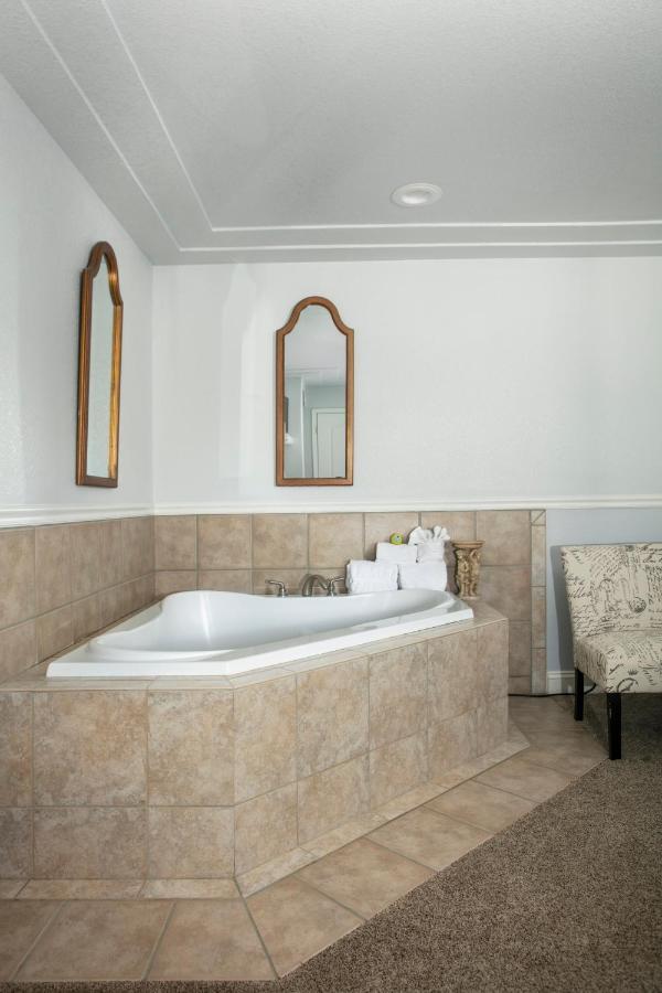Hounds Tooth Inn Oakhurst Εξωτερικό φωτογραφία